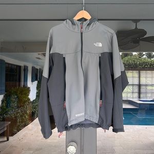 North Face Zip Up Sweatshirt in Gray and Black Size Large